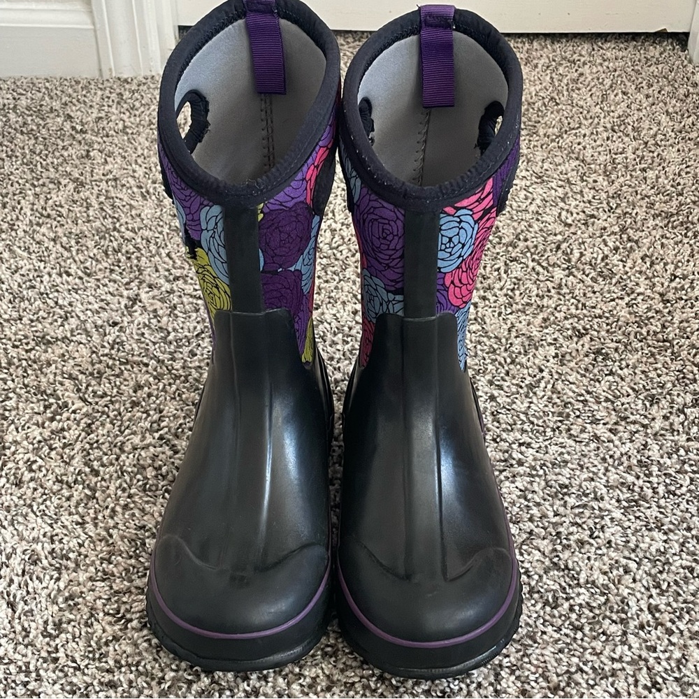 Bogs Winter Boots - little kids size 3